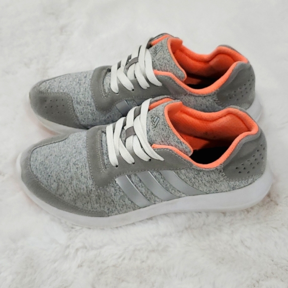 Gray and Peach pink Adidas Supercloud running shoes size 7 - Picture 2 of 8